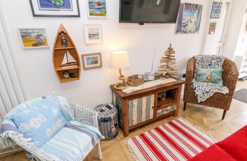 Lake Apartment | White Haven