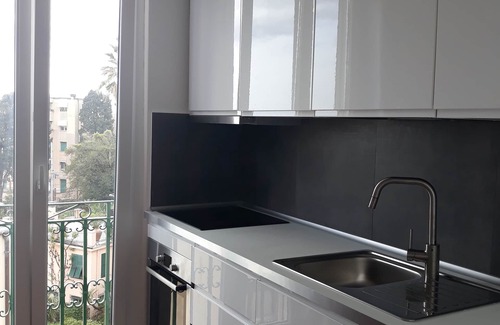 Sant'Ilario Apartment | White House - The Riviera in the City - Sea, Sun and Culture