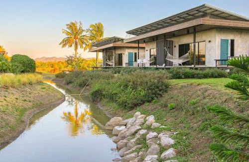 Khanong Phra House | White Knot Khao Yai