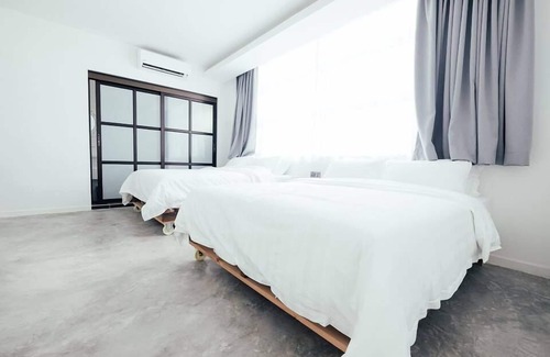 Malim Jaya Hotel | White Loft Hotel