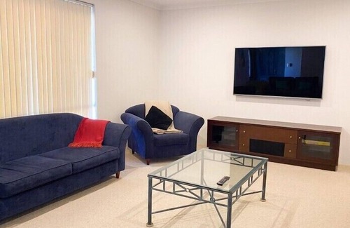 Lancelin House | White Sands - Located just 300m from Lancelin’s beautiful Back Beach.