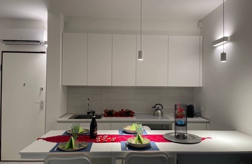 Lido di Jesolo Apartment | White suite by the sea