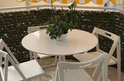 Lido di Jesolo Apartment | White suite by the sea