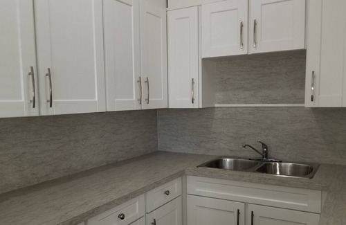 Delta House | White Willow Farms and Guesthouse located on a large property.