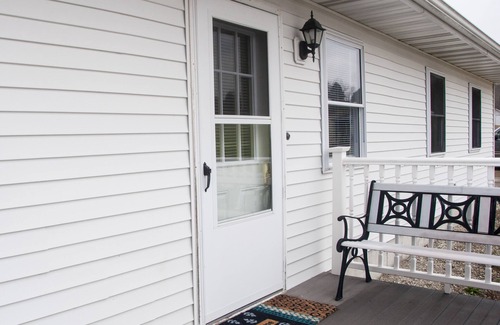 Rhineland Apartment | White Wolf Inn - Apartment