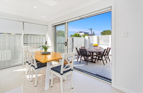 Lake Illawarra Apartment | Whitehaven - Lake Illawarra