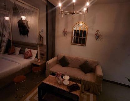 Noida Apartment | Whiteluxe - 42nd floor river front apartment