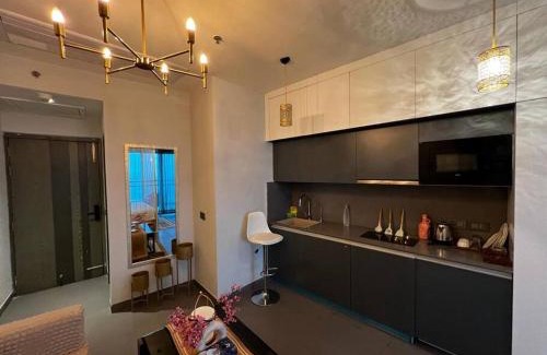 Noida Apartment | Whiteluxe - 42nd floor river front apartment