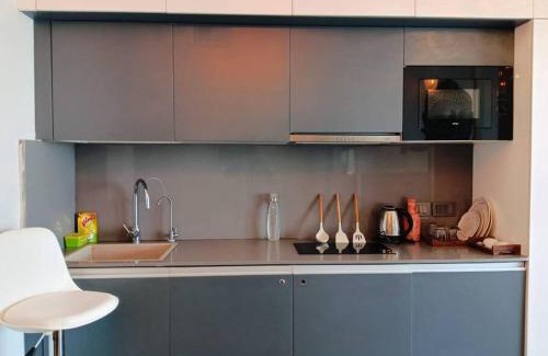 Noida Apartment | Whiteluxe - 42nd floor river front apartment