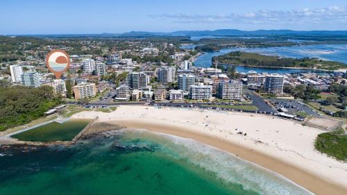 Forster Apartment | Whitesands 402