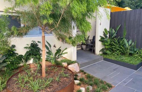 Torquay Apartment | Whitewash Beachfront Apartment on The Esplanade