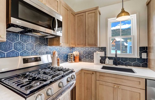 Buena Vista House | Whitewater Peak! Cozy Retreat with Scenic Views