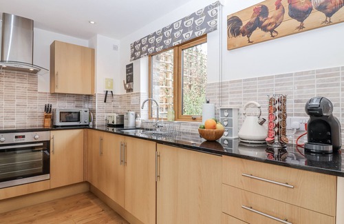 Saltash Cottage | WHITSAND, pet friendly, luxury holiday cottage in Tideford