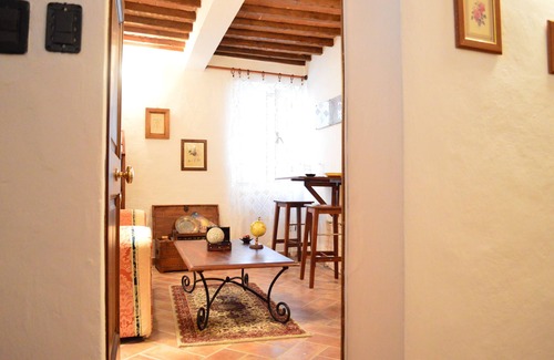 Montepulciano Apartment | WI FI FIBER Cozy Studio with "Trunk"