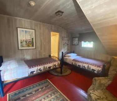 Jackson Hotel | Wildcat Inn and Tavern