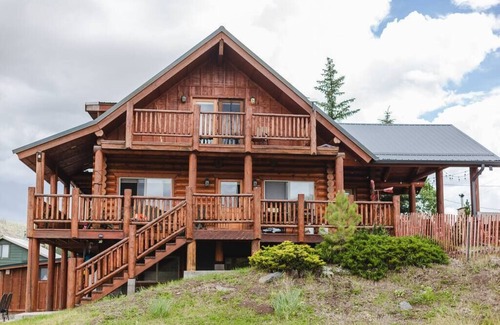 Greer House | Wildflower Retreat Bungalow