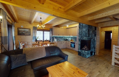 Miedzybrodzie Zywieckie Villa | Willa Pensjonat Bajka na Górze Żar z jacuzzi, sauną i salą gier