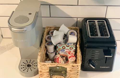 Williams Bay Cottage | Williams Bay cottage, <1 mile to beach