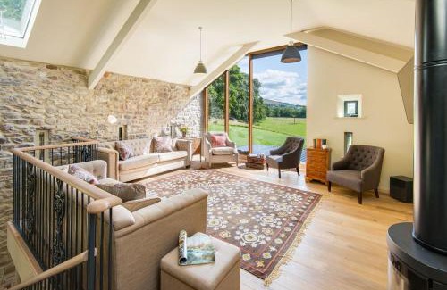 Slaggyford House | Williamston Barn