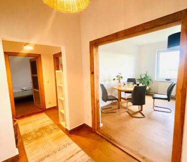 Zettemin Apartment | "Willkommen im Zetthaus" Welcome! Witamy! Vitejte! - Familienfreundliche Ferienwohnungen in der Mecklenburger Seenplatte