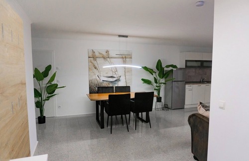 Alfter Apartment | Willkommen in Unserer Charmanten und Stilvollen Wohnung!