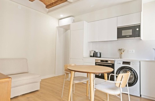 Barceloneta Apartment | Winahost La Barceloneta