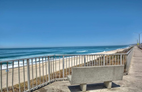 Carlsbad Apartment | Wind (1 bedroom/1 bath)