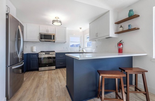 Lyle House | Wind View - River View, Lyle, WA - Kiteboarders Paradise