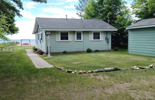 East Tawas House | WindDrifters - Beachfront