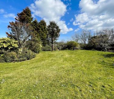 Chysauster House | Windman Cottage - your tranquil home from home with beautiful garden