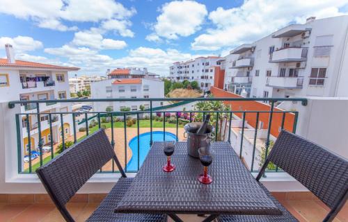 Funchal Apartment | Windmill Modern with Pool