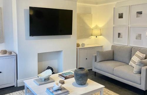 Amble House | Windsor Cottage