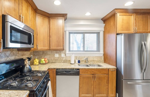 Arlington Heights House | Windy City Welcome