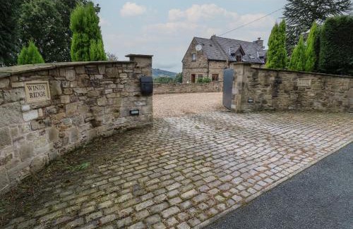 Hollingworth House | Windyridge