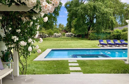 Sonoma House | Wine Country Retreat With Pool & Spa, Walking distance to Sonoma Plaza, 10 Bikes