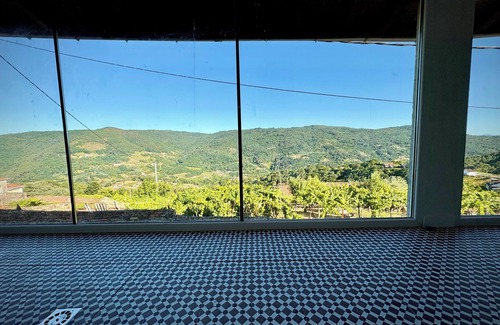 A Peroxa Cottage | Wine Lodge Ribeira Sacra. A refuge between vineyards and mountains.