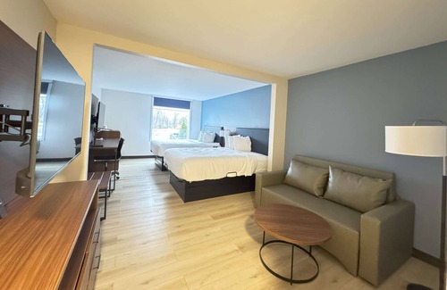 Dublin Hotel | Wingate by Wyndham Dublin Near Claytor Lake State Park