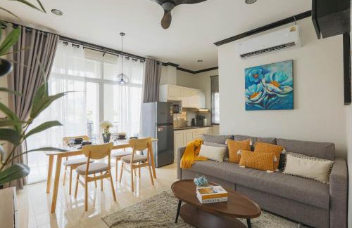 Nanai Road Apartment | Wink City 1 Patong Beach 4bedrooms