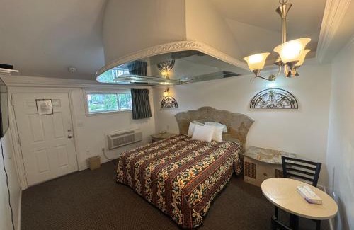 Lyndhurst Hotel | Winslow Motel