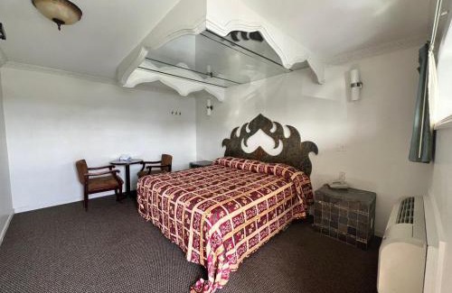Lyndhurst Hotel | Winslow Motel