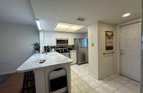 Lake Suzy Condo | Winter Getaway at Heron Pointe Condominiums