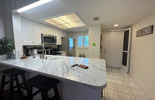 Lake Suzy Condo | Winter Getaway at Heron Pointe Condominiums