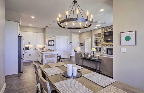 Winter Park Condo | Winter Park Condo w/Fireplace - 4 Mi to Slopes!