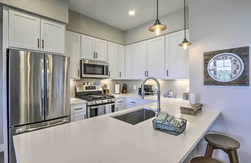 Winter Park Condo | Winter Park Condo w/Fireplace - 4 Mi to Slopes!