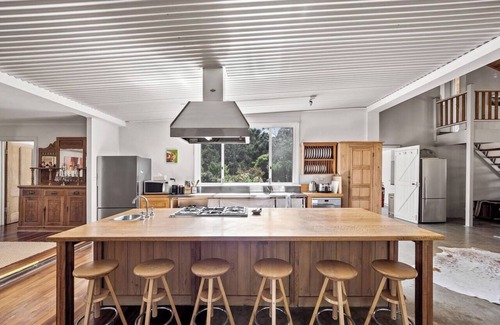 Wilyabrup House | Wisteria Vines Estate Rustic Elegance by the Coast