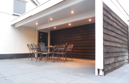 Deurne House | with us you come for a rest and a nice get together