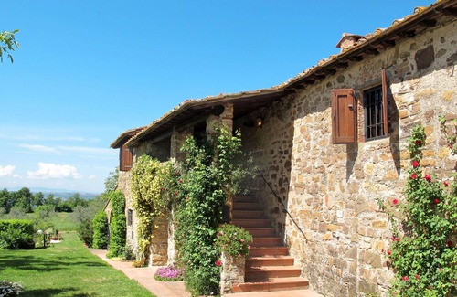 San Pietro in Bossolo House | Wonderful private villa with private pool, WIFI, TV, patio, pets allowed, panoramic view and par.