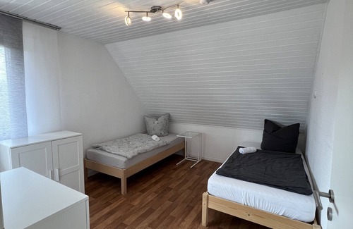 Lathen Apartment | Wohnung im 1OG mit Großem Balkon