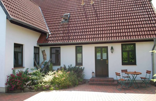 Dargun Apartment | Wohnung in Dargun, Mecklenburg mit Schwimmbad