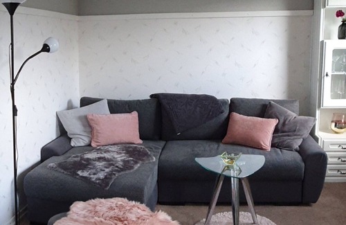 Wald Condo | Wohnung mit Liebe zum Detail Geschmackvoll Renoviert und Eingerichtet